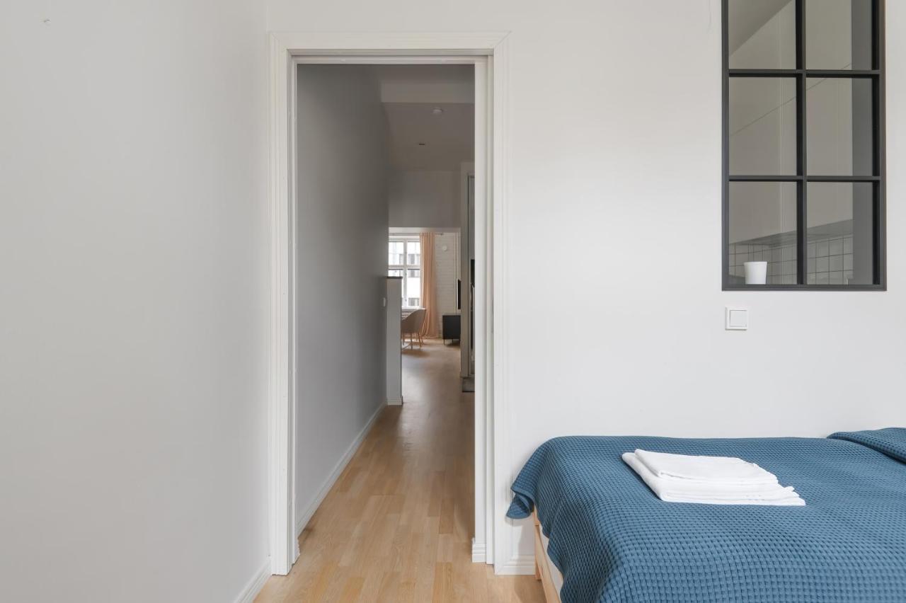 Wehost Fabulous 2Br In Prestigious Punavuori @Iso Roobertinkatu 26 헬싱키 외부 사진