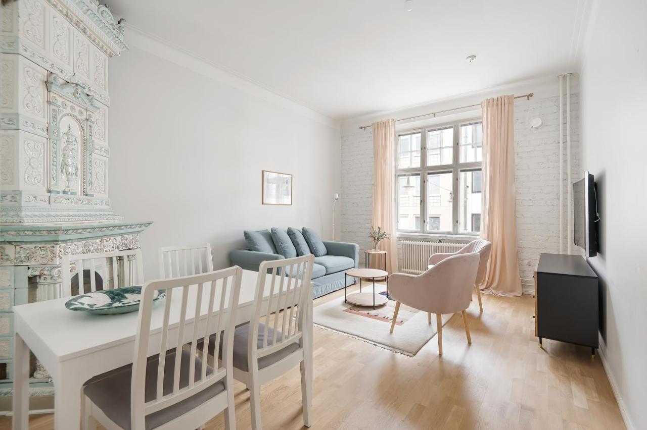 Wehost Fabulous 2Br In Prestigious Punavuori @Iso Roobertinkatu 26 헬싱키 외부 사진